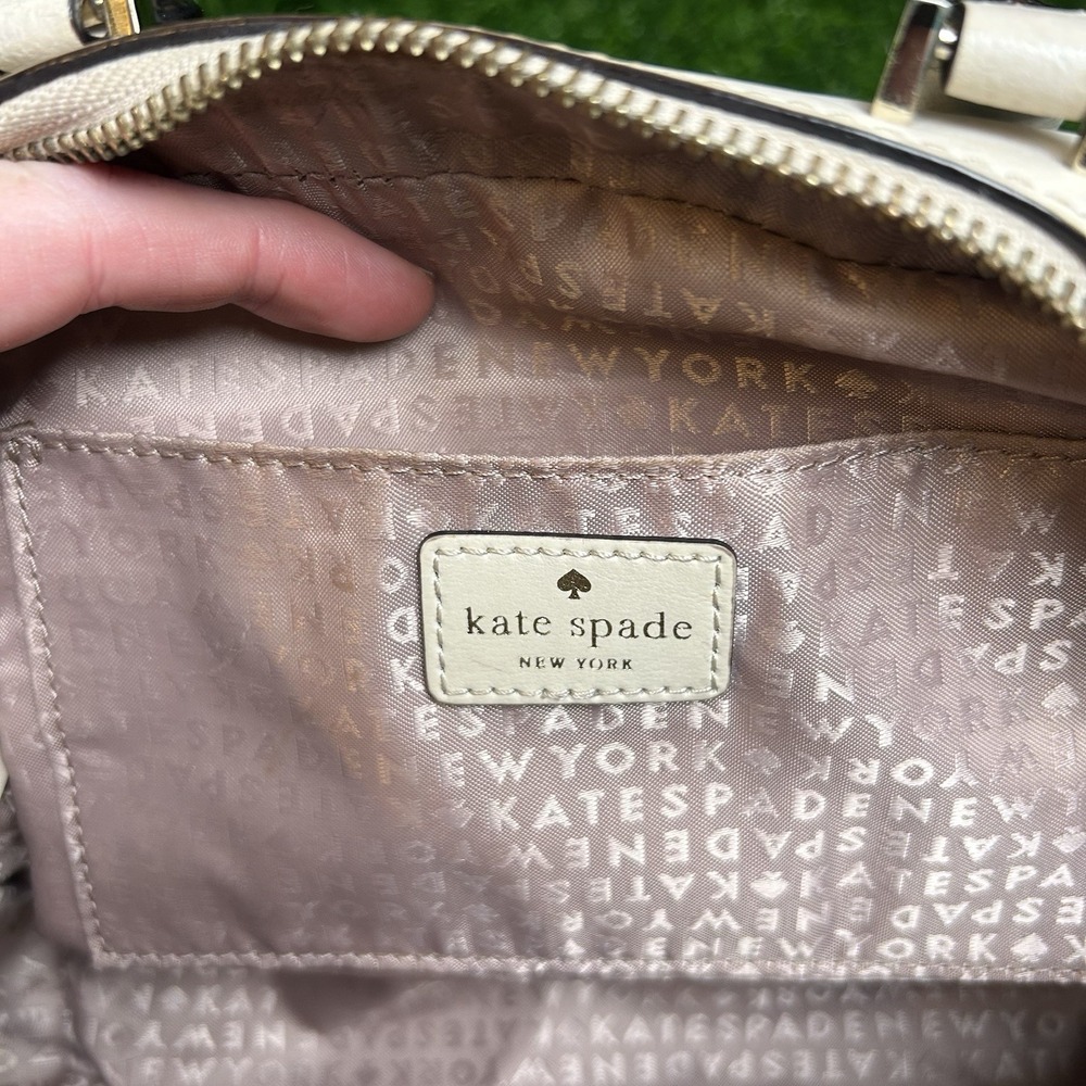 Kate‎ Spade New York Off White Leather Studded Satchel Crossbody Handbag - Picture 6 of 9